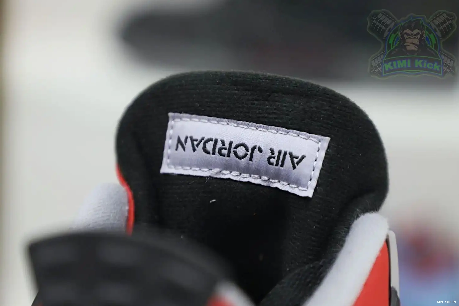 Jordan RetroToro Air Kimikick Jordan4 Bravo 0405